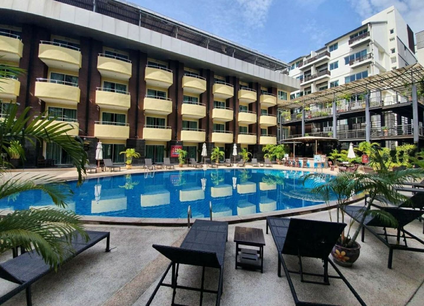 Baron Beach Hotel