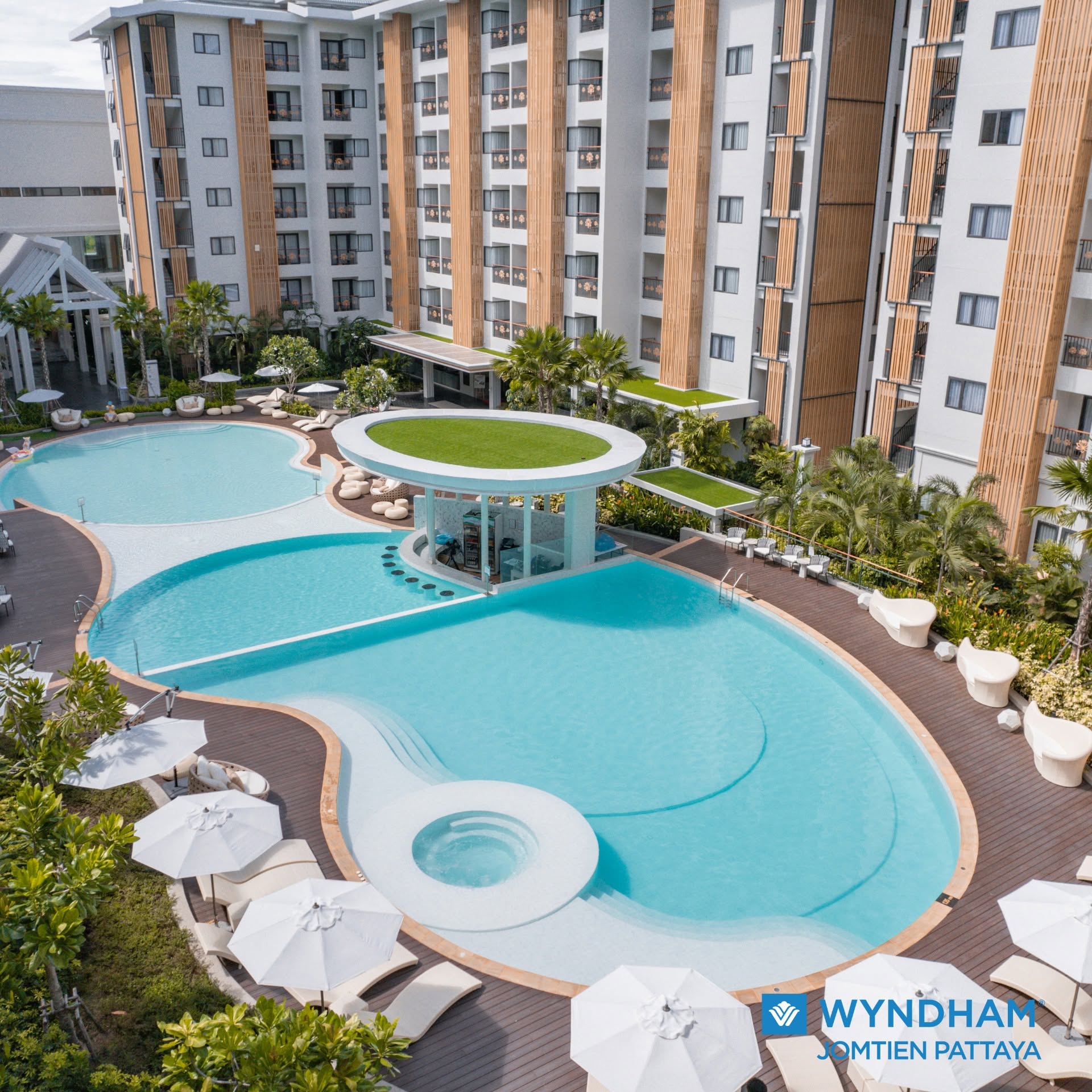 Wyndham Jomtien Pattaya Hotel