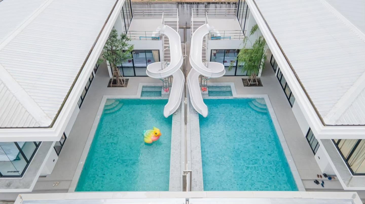 Loft House Pool Villa Pattaya