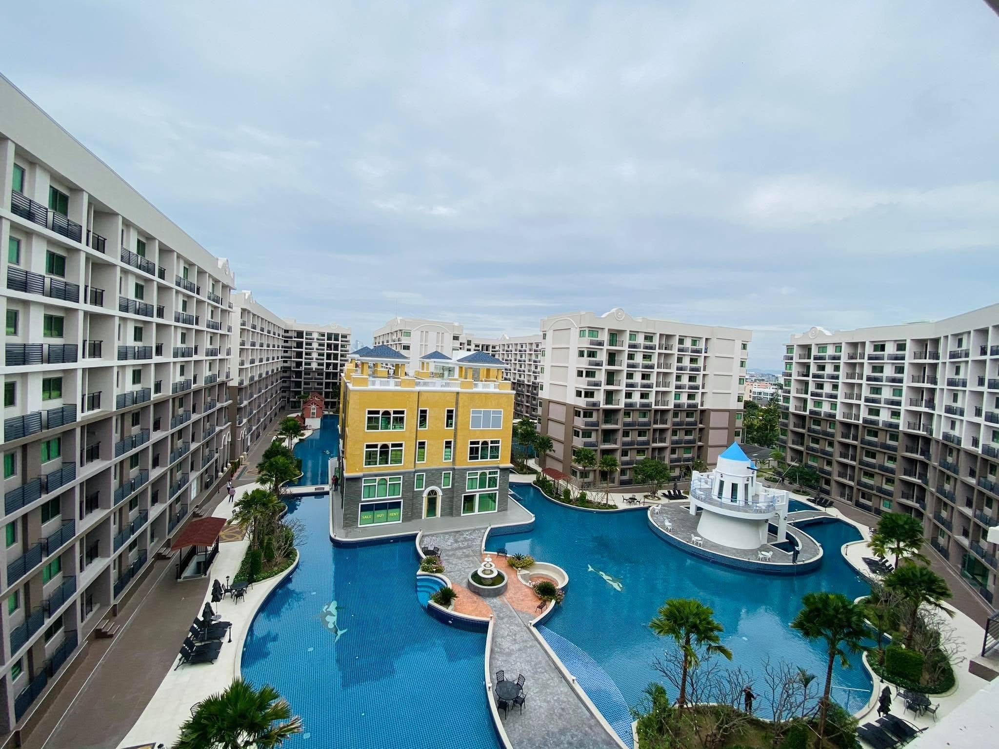 Arcadia Beach Continental