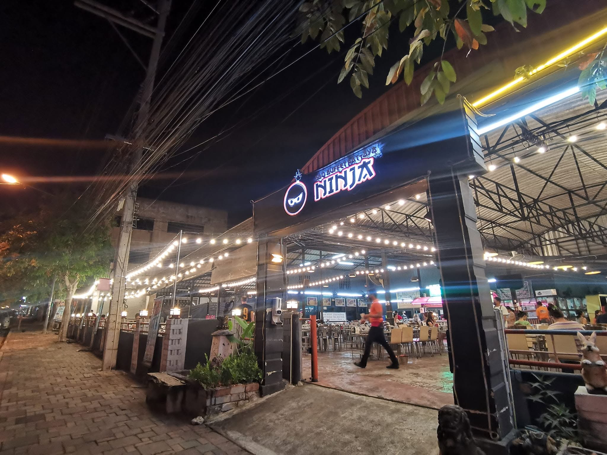 นินจาหมูกระทะ พัทยา