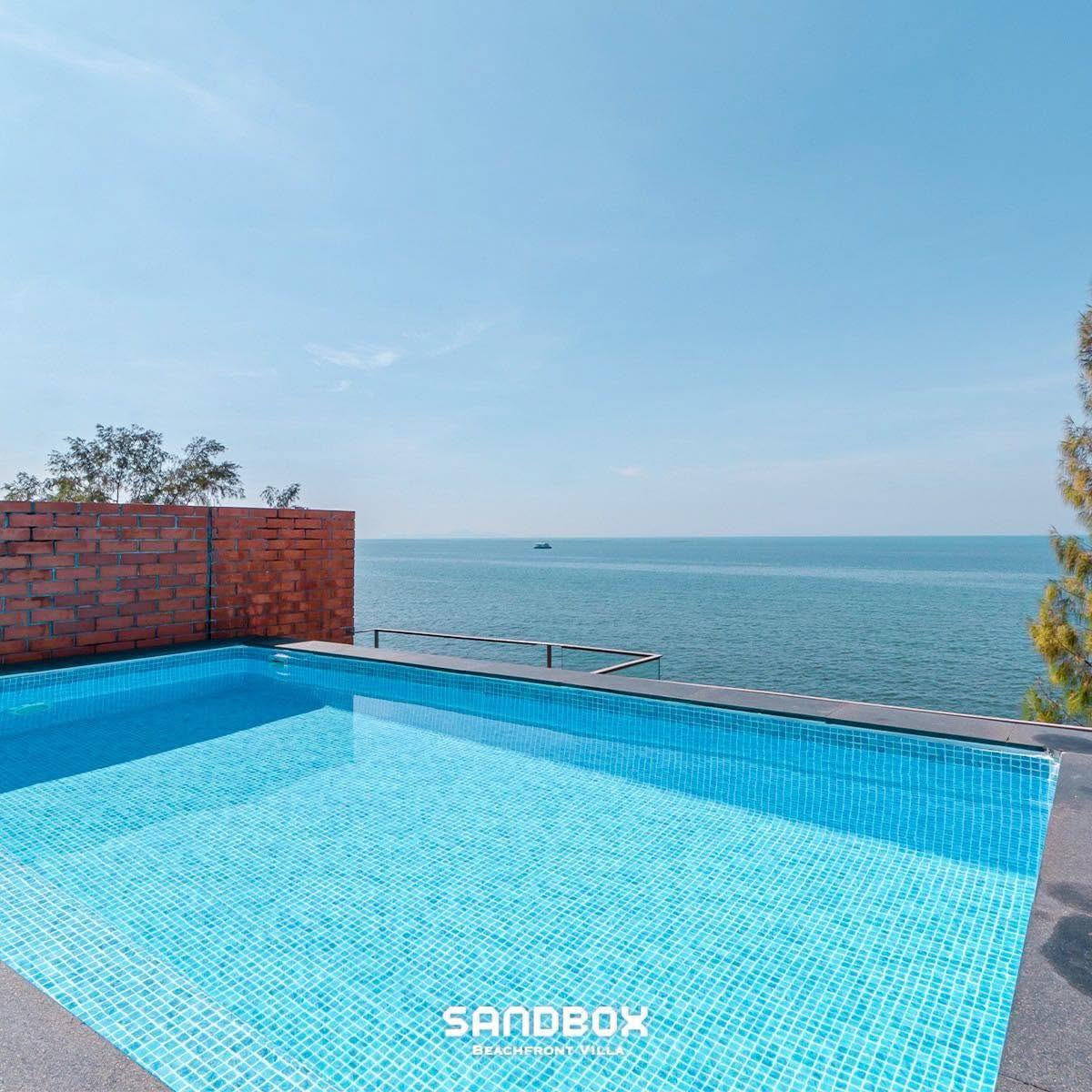 Sandbox beachfront villa